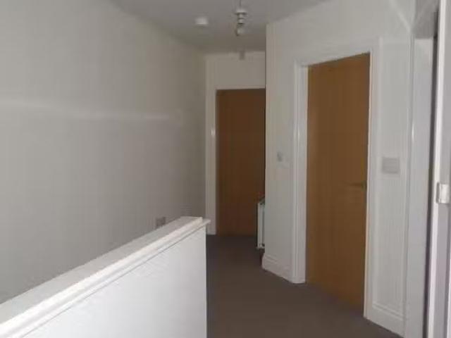 Deal! 3 Hugomont Court