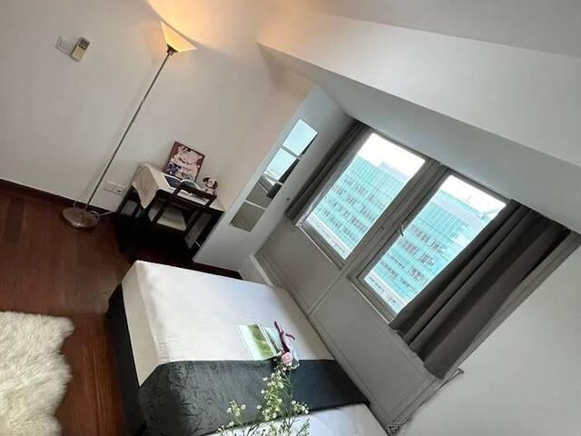 Just inside CBD, Squairsh Common Queen Room @ Central Location