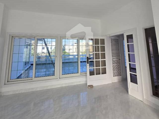Just Like Brand New 500 SQYD Bungalow Available For Rent Prime Location Of Ph5