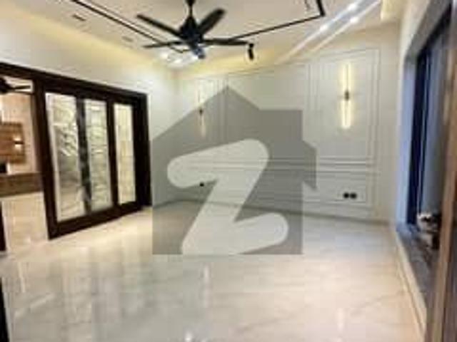 Just like new bungalow available for rent dha phase 8 zone a