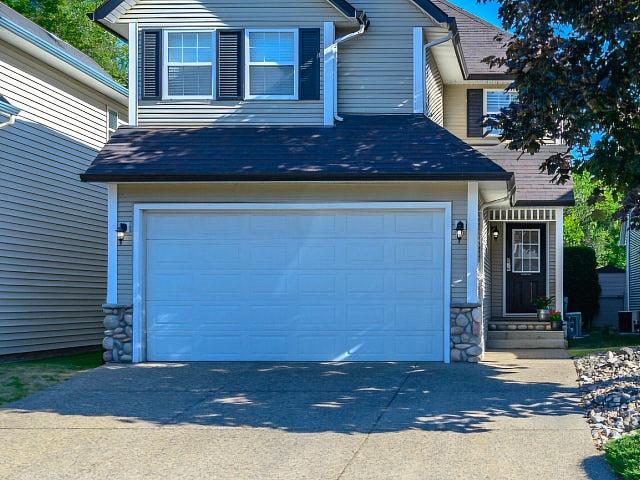 Just Listed In Cobblestone Lane Complex. Vernon Bc
