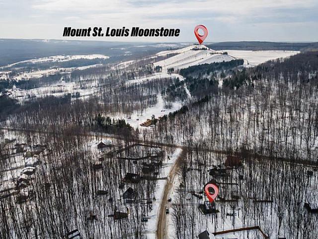 Just Listed In Moonstone!