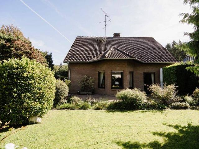 Juwel in bester Lage Kettwig freistehendes Einfamilienhaus mit Süd Garten & Garage