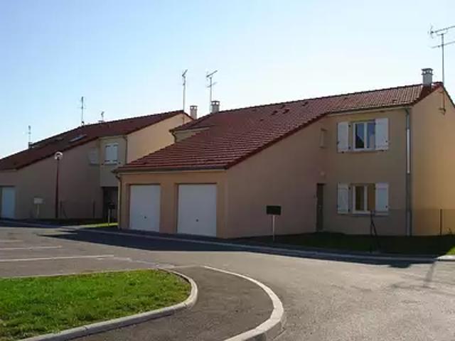 Juzennecourt 52330 Location maison 4 pièces t4