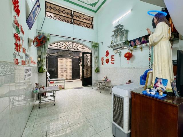 [K2574*] Sẵn nhà đúc 5 tầng sát Chợ Tân Bình, 69m2 giá 11. X tỷ