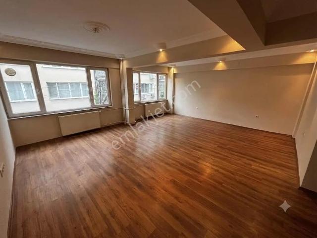 K2 Pera Bursa'nın Merkezi Nalbantoğlu 3+1 130m2