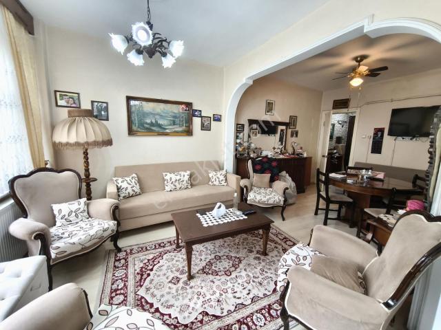 K.m.paşa Buz Pisti Arkası Mükemmel Konum 1 Arakat 68m² Daire