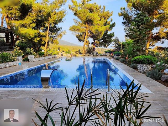 Kışın Dağ Evi Yazın Havuzlu Villa.Çam Ağaçları İçerisinde.4089m2