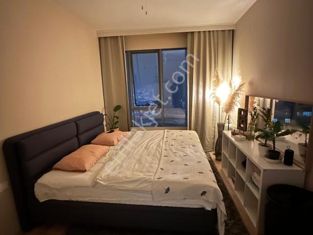 Kınalı Blok Garanti Koza Sitesinde Satılık 1+1 35.kat Göl Manz