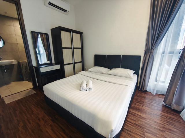 K Avenue Dual Key Low Floor Furnished Block A Level 61 Parking