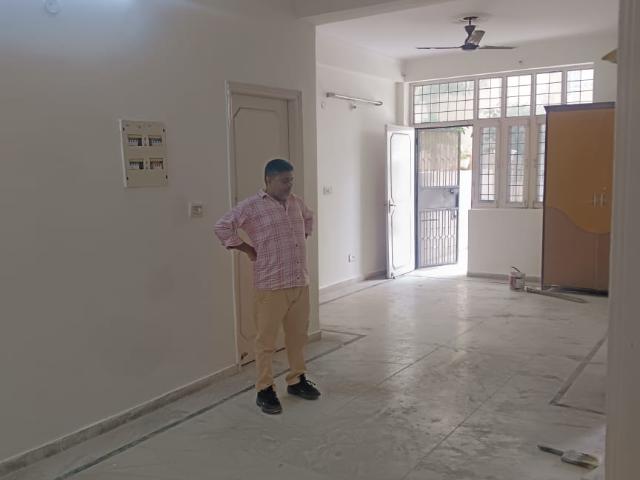K Block 3 Bedroom 2455 Sq. Ft. Builder Floor in Sector 45 Gurgaon Listing ID: #9918