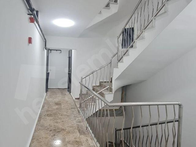 K.ESAT BÜLBÜLDERESİNDE YENİ BİNA KATTA 1+1 FULL