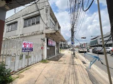 ขายตึกติดถนนชยางกูร สี่แยกกองบิน 21 จ.อุบลราชธานี