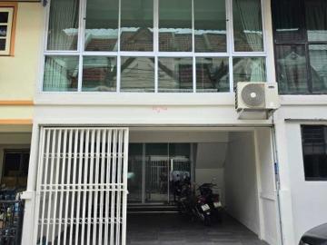 ขายทาวน์โฮมใจกลางพิษณุโลก ใกล้สวนสาธารณะ 110 ตร.ม. | Livinginsider