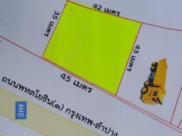 ขายที่ดิน 4 เหลี่ยมสวย ติดถนนซุปเปอร์พหลโยธิน ๑ กรุงเทพ ลำปาง เชียงใหม่ เชียงราย 356 ตรว. หน้ากว้าง 40 ม.ใช้งานได้เต็มพื้นที หลังติดหนองน้ำใหด้วยครับ