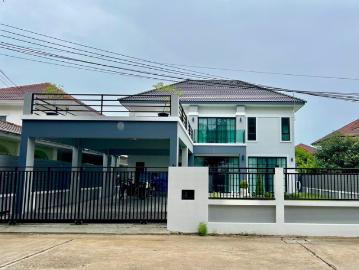 ขายบ้านเดี่ยว  เจ้าของโพสขายเอง หมู่บ้านบุษราคัมกรีนวิลล์