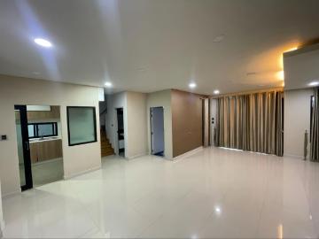 ขาย/ให้เช่าบ้านเดี่ยว 2 ชั้น โมเดิร์นสไตล์ อยู่ในหมู่บ้านลิเวลโล่ Livello 18000 b./เดือน