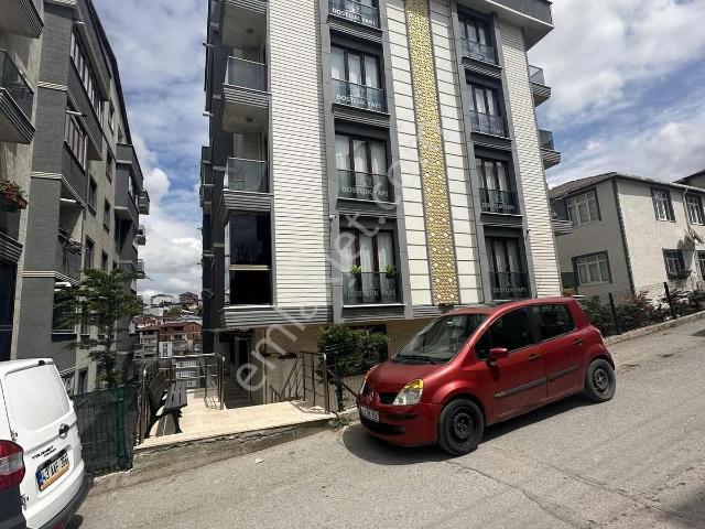 Kılıç Gayrimenkul'den Kiralık 2+1 Ara Kat Daire
