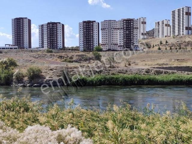 Kırıkkale Yahşıan Irmak Fi Yapıda 1+1 Irmak Cepheli 10.kat