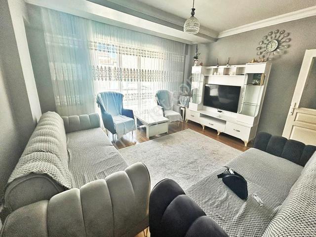 Kıraç İstiklal Mahallesi 2+1 90m2 Kat 4 Eşyalı 27.000tl
