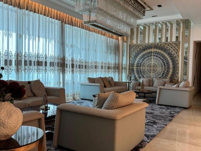 K Raheja Vivarea 5 Bedroom 5000 Sq. Ft. Apartment in Mahalaxmi Mumbai Listing ID: #9977