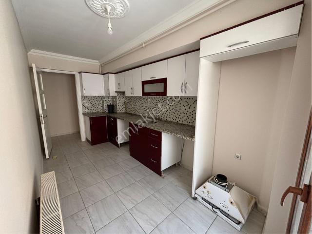 Kıran Gayrimenkulden Cadde Üzeri 3+1 Ara Kat | 120 M² | Merkezi Konumda