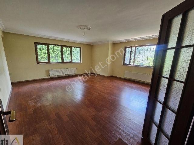 Kırkonaklarda Aile Apt. Sakin Huzurlu Bakımlı Kombili Geniş 3+1