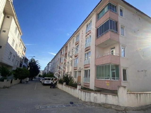 Kırklareli Merkez İstasyon Mahallesinde Eşyalı Ve Eşyasız Satılık 2+1 Daire
