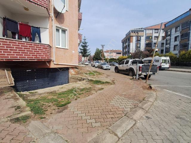 Kırklareli Cmt.pazarının İçinde Satılık Depo