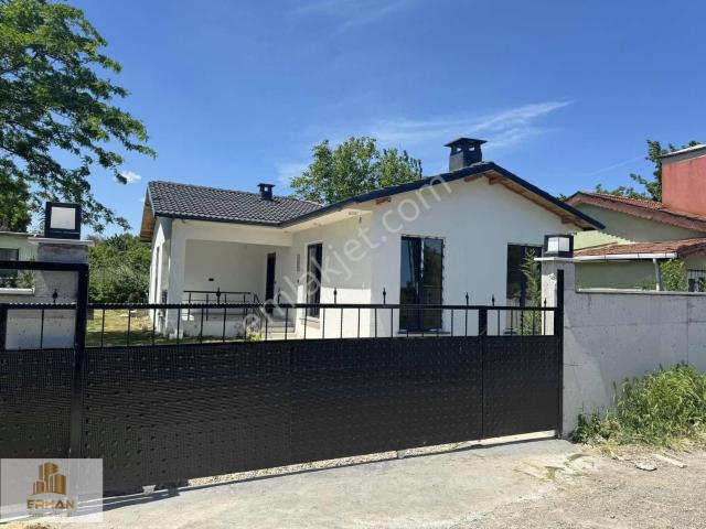 Kırklareli Vize Gazi Mahallesi Satılık 2+0 Villa