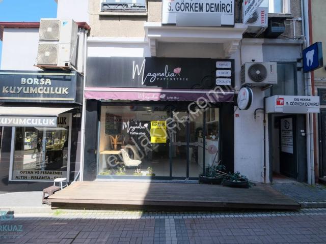 Kırmızı Cadde Üzeri | Yüksek Tabela Değeri | Kiralık Dükkan