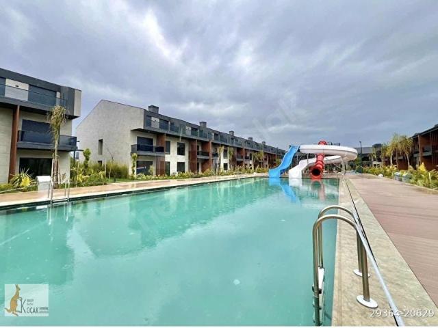 Kısa Süreli A.Y.I.N F.I.R.S.A.T.I SuN CiTy' Tatil Köyü Konspt