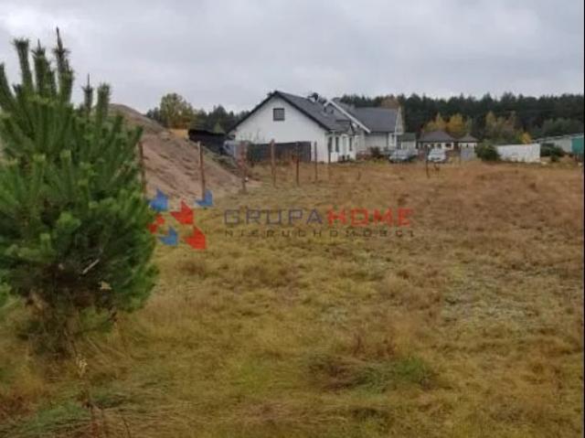 Działka 900 m² z mediami, plan MNU, Kąty pod dom