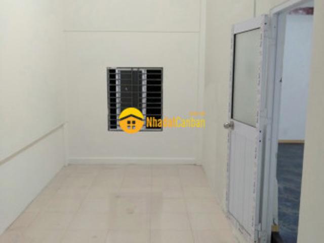 Kẹt tiền bán gấp nhà 2 tầng kiệt xe máy nguyễn huệ cạnh điện lực huế
