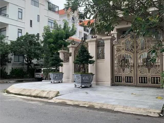Kẹt tiền bán gấp đàm phán là CHỐT Siêu biệt thự đẹp nhức nách Quận 7