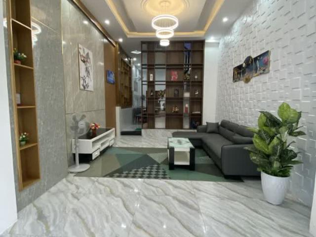 Kẹt tiền bán nhà hẻm 5M Phạm Văn Chiêu Ngay Chợ Thạch Đà, Gò Vấp, 52m2, SHR