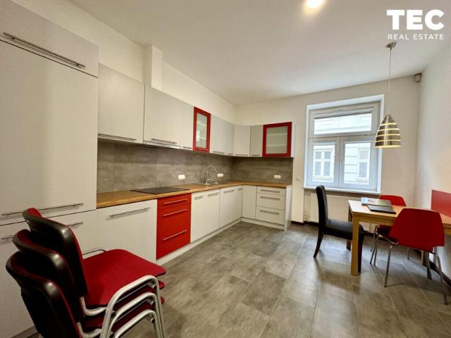 Kątowa 42 m², Kraków