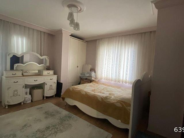 Kıvanç'tan Forum Civarında Satılık Daire