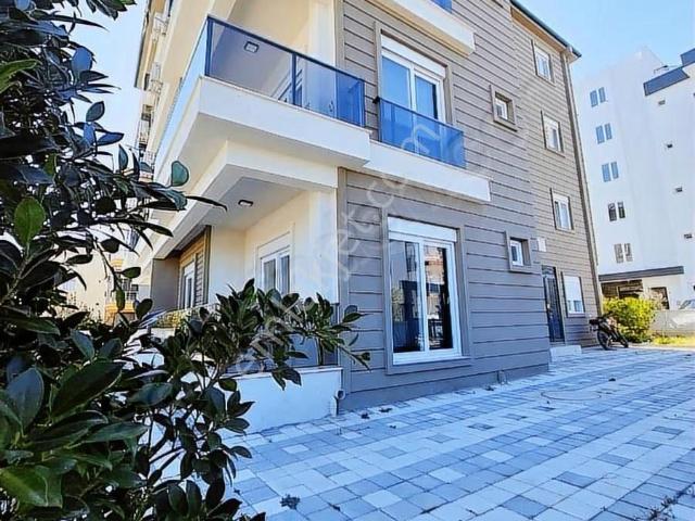 Şık Ve Lüks 2+1 Tramvaya 200 Mt Aydoğmuş Mah Antalya