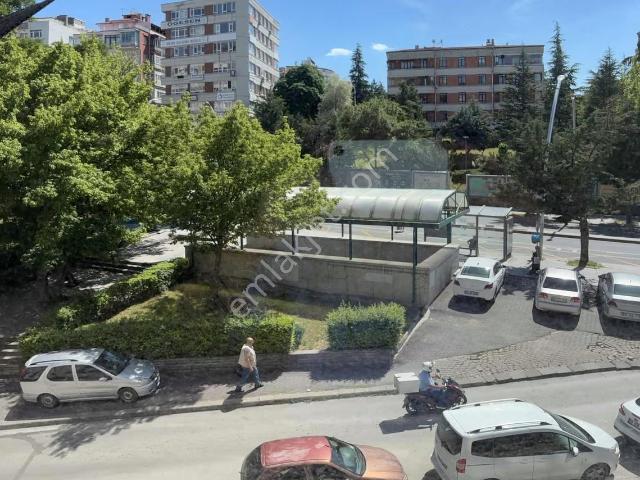 Kızılay Demirtepe Metroya 30 Metre 1+0 Daire 80 Adet Daire