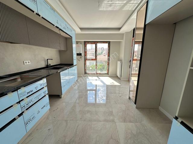 Kızlarpınar Cad 4.kat 3+1 130 M2 Ultralüx G.odalı E.banyolu