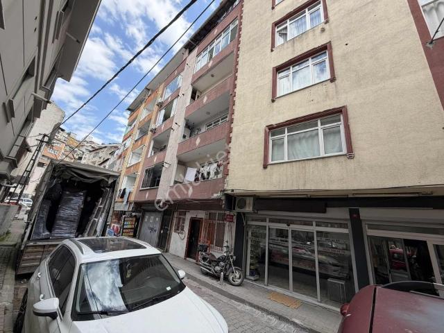 Kağıthane Yahyakemal Mah Güzel Konumda Satılık 1+1 Daire