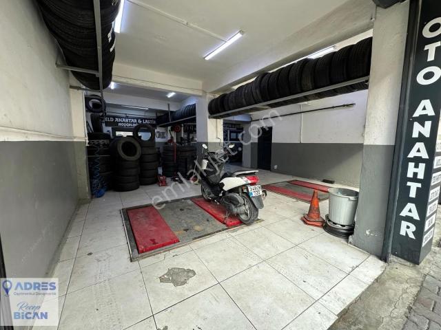 Kağıthane Çağlayan'da Satılık 140m2 Dükkan 3 Araçlık Alan