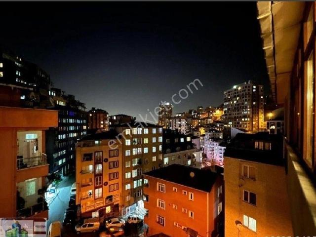 Kağıthane Çeliktepede 2+1 Yeni Binada Kiralık Lüxs Daire