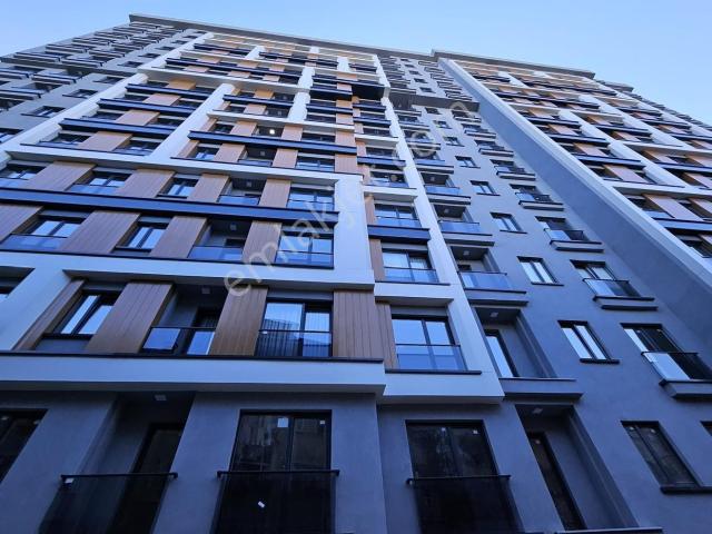 Kağıthane Genyap Link Kiralık Daire 65 M2 2+1 Önü Açık 3. Kat
