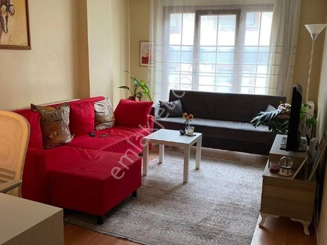 Kağıthane Gürselde 12 Yıllık Binada 3.kat 2+1 Temiz Masrafsız