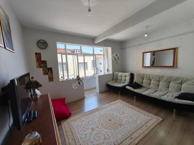 Kâğıthane Harmante'de Cadde Üzerinde | 2+1 | Eşyalı Daire