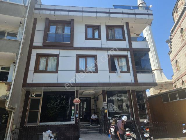 Kağıthane Harmantepe Mh. Satılık Daire 2+1 90 M2 Büyük Mutfak