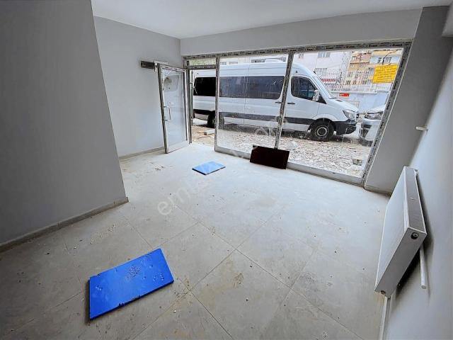 Kağıthane Hürriyet Mah Güzel Konumda 150 M2 Depolu Dükkan Sıfır