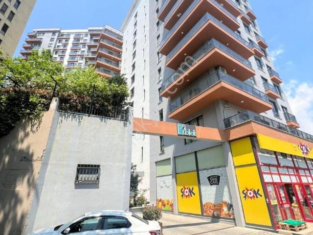 Kağıthane Mega 2 Sitesinde Satılık 3+1 Daire